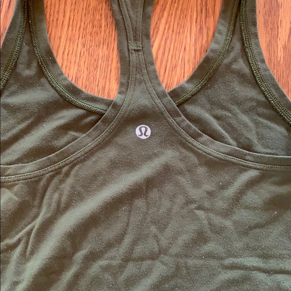 Women’s Lululemon racerback tank size 6